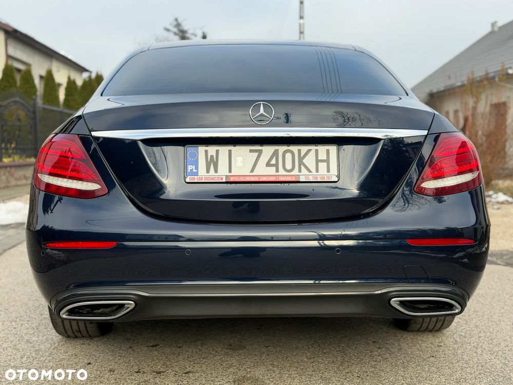 Mercedes-Benz Klasa E 220 d 4-Matic 9G-TRONIC - 5