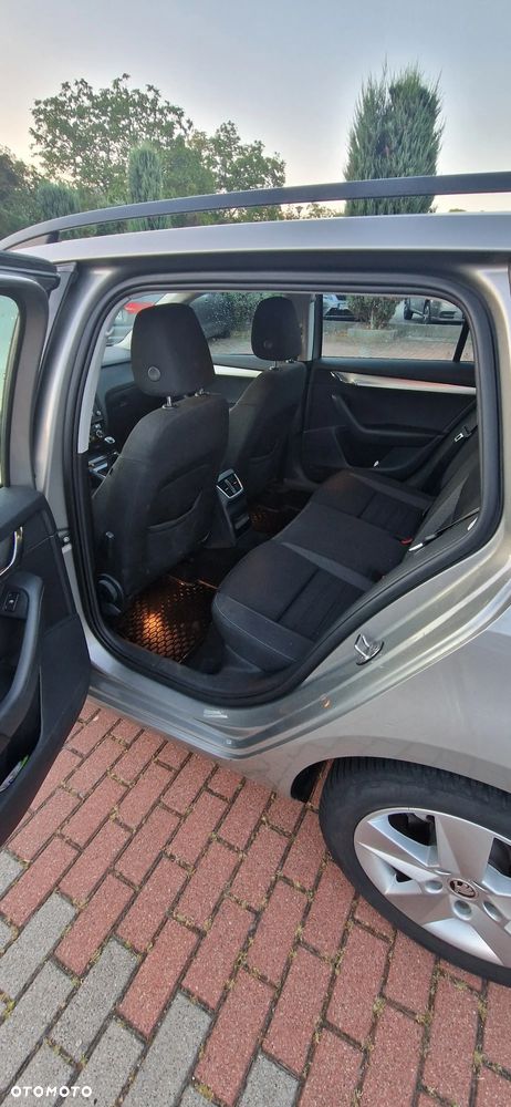 Skoda Octavia 1.5 TSI ACT Ambition - 9