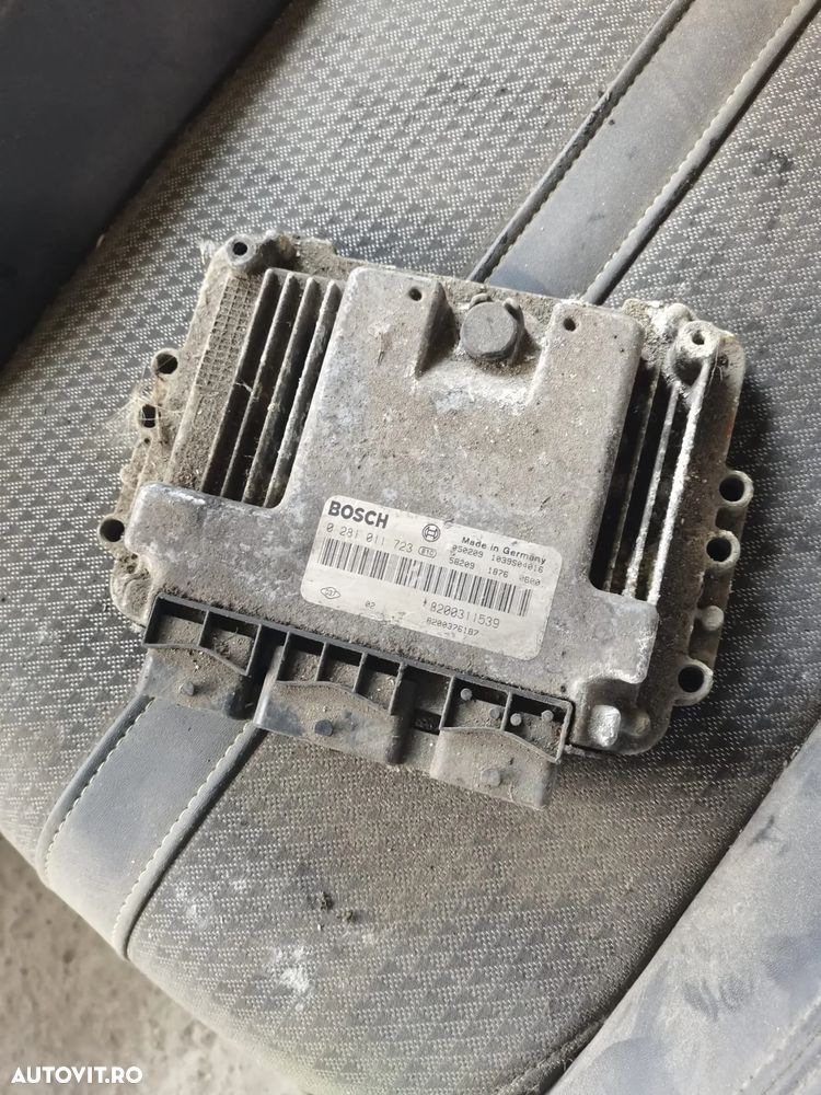 Calculator Motor ECU Renault Espace 4 0281011723 8200311539 8200376187 - 1