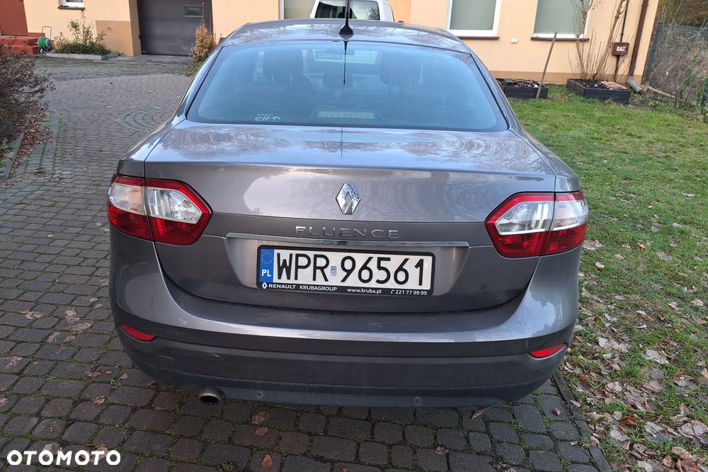 Renault Fluence 1.6 16V Zen - 9