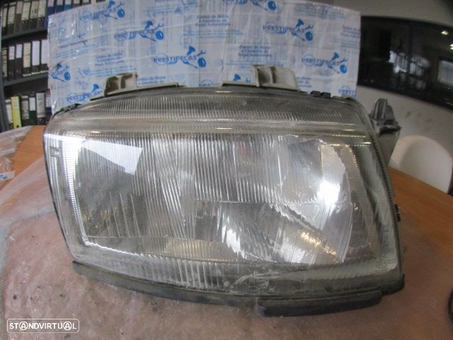 Farol Far1425 SAAB 93  YS3D 2001 2.0 Turbo 150CV 5P CINZA DRT H4 VALEO - 1