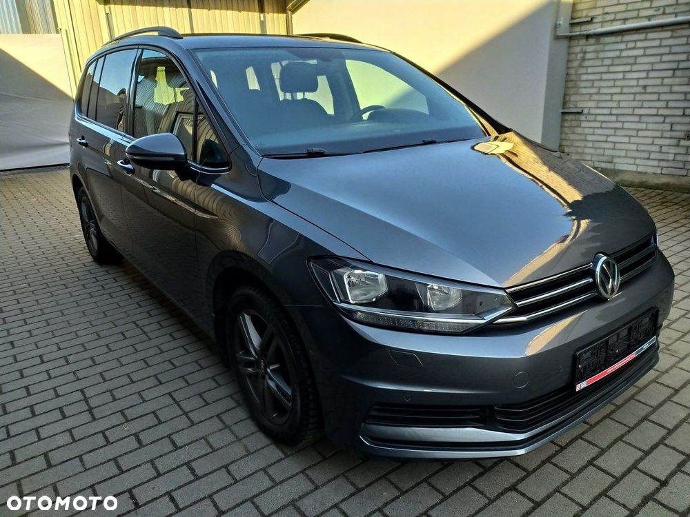 Volkswagen Touran 2.0 TDI BMT Comfortline Plus DSG - 9