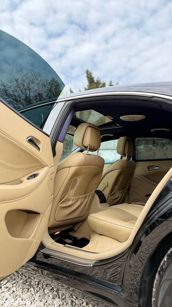 Mercedes-Benz CLS - 9