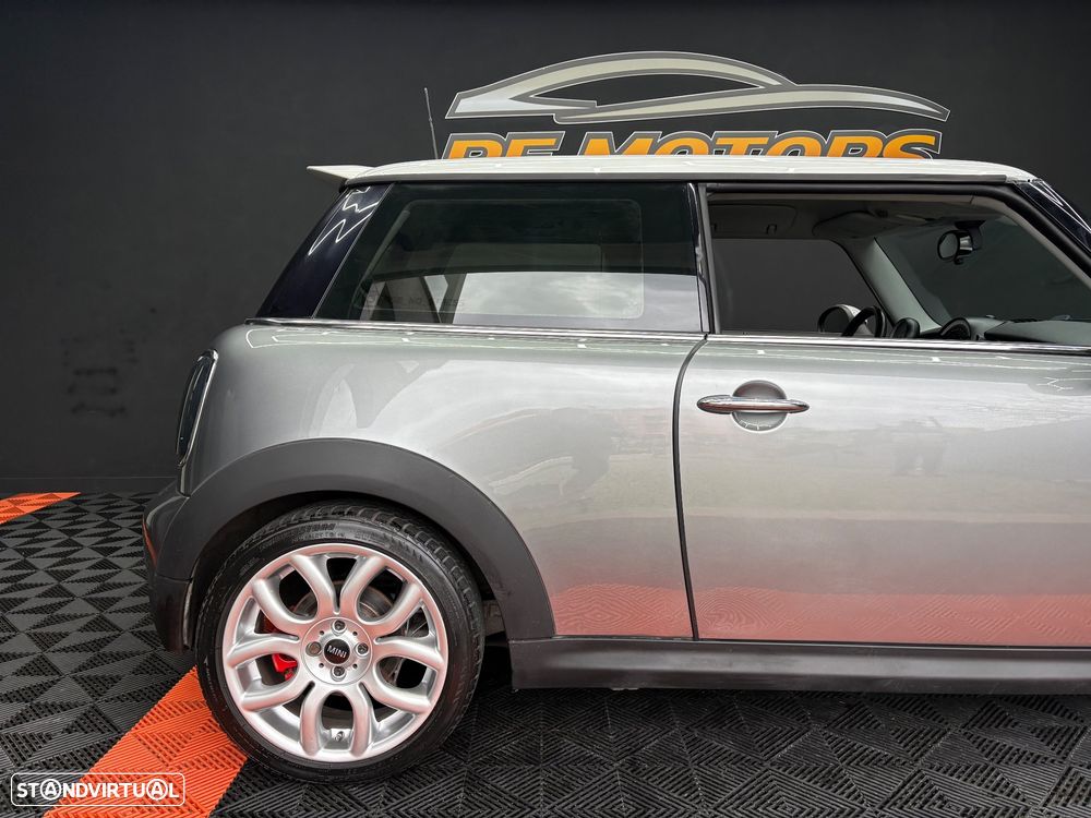 MINI 3 Portas Cooper S - 17