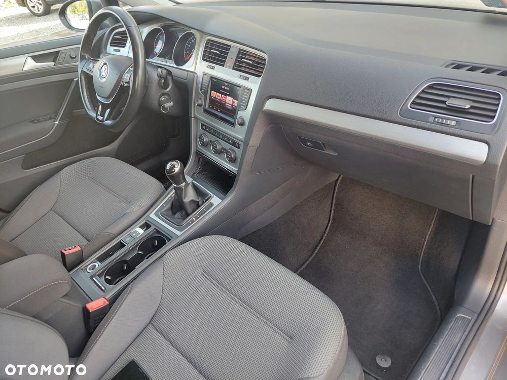 Volkswagen Golf Variant 1.6 TDI BMT Comfortline - 24