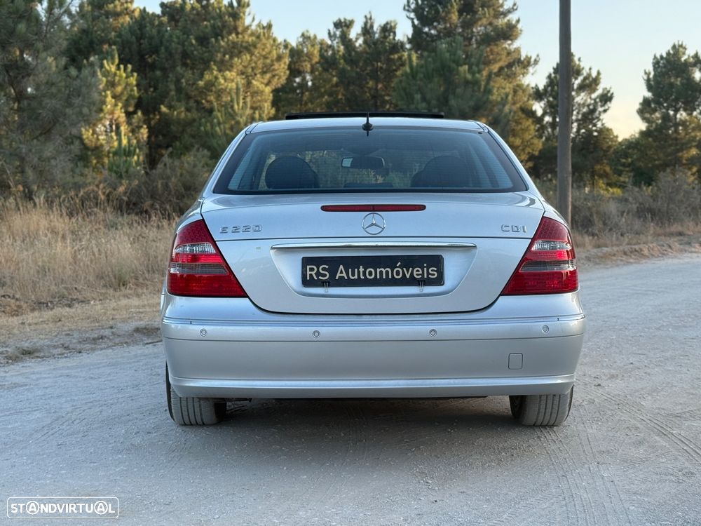 Mercedes-Benz E 220 CDI Auto Avantgarde - 12