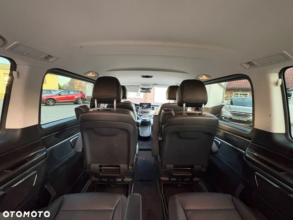 Mercedes-Benz Klasa V 300 d kompakt 9G-TRONIC Avantgarde - 17