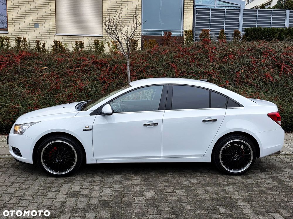 Chevrolet Cruze 1.8 LTZ+ - 7