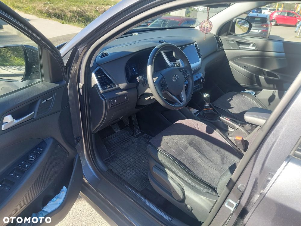 Hyundai Tucson 1.6 GDI BlueDrive Comfort 2WD - 5