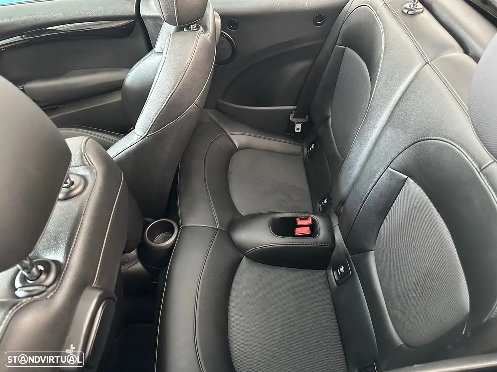 MINI Cabrio Cooper Auto - 15