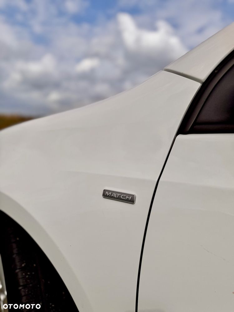 Volkswagen Golf - 2