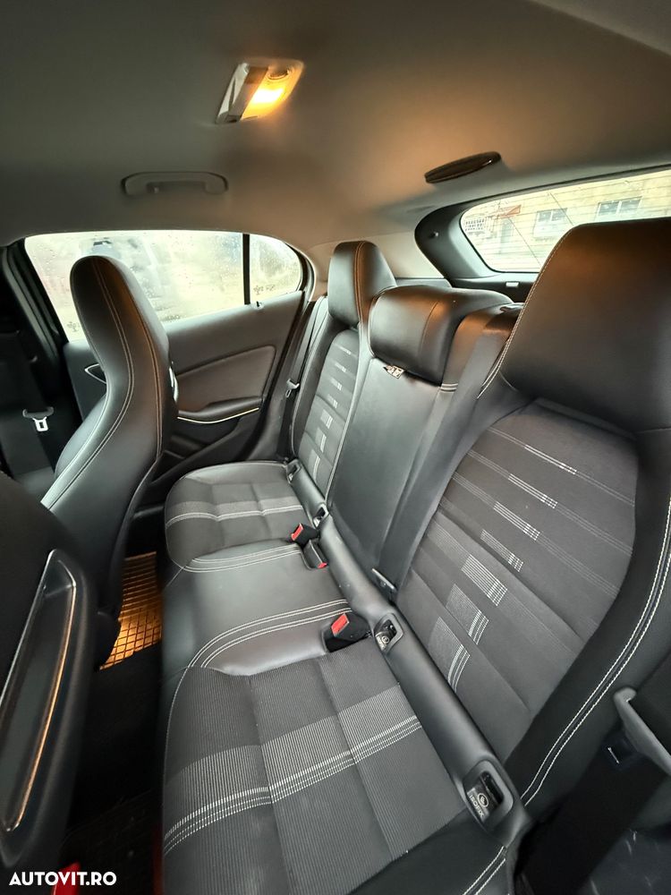 Mercedes-Benz GLA 200 7G-DCT - 8