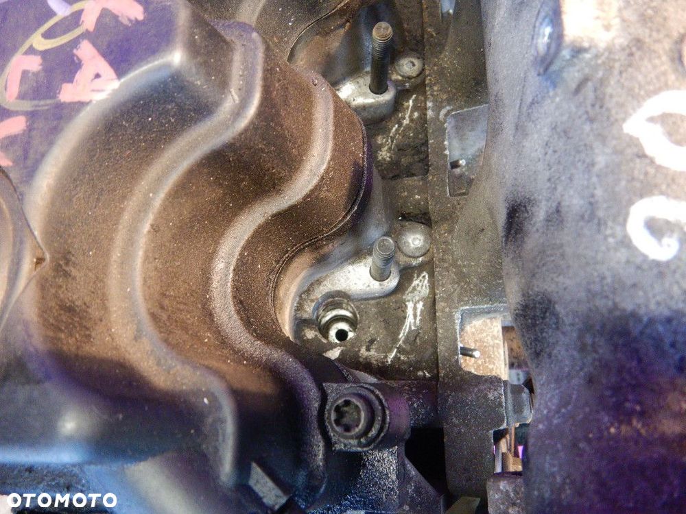 ALFA ROMEO 147 SILNIK 1.9JTD 937A2000 TEST KOMPRES - 9
