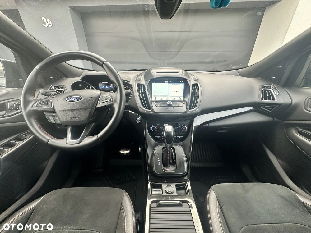 Ford Kuga 2.0 TDCi 4x4 ST-Line - 7