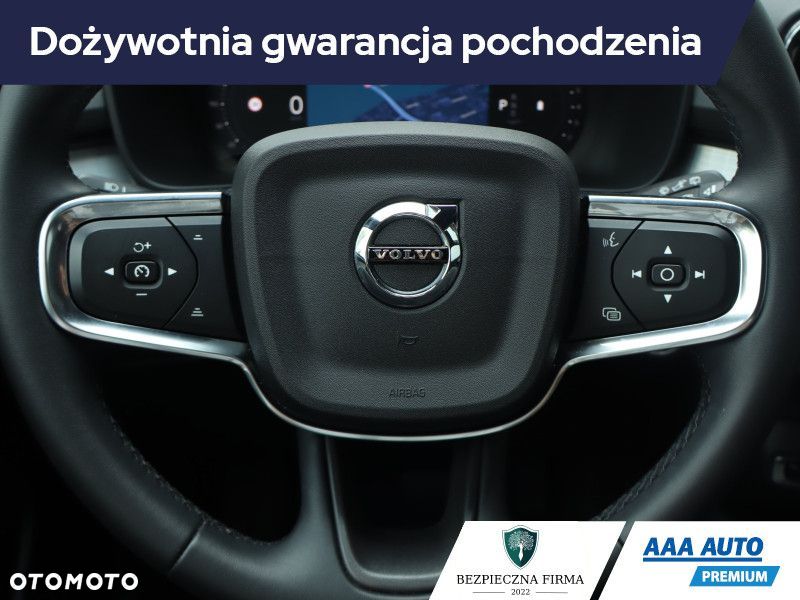 Volvo XC 40 - 22