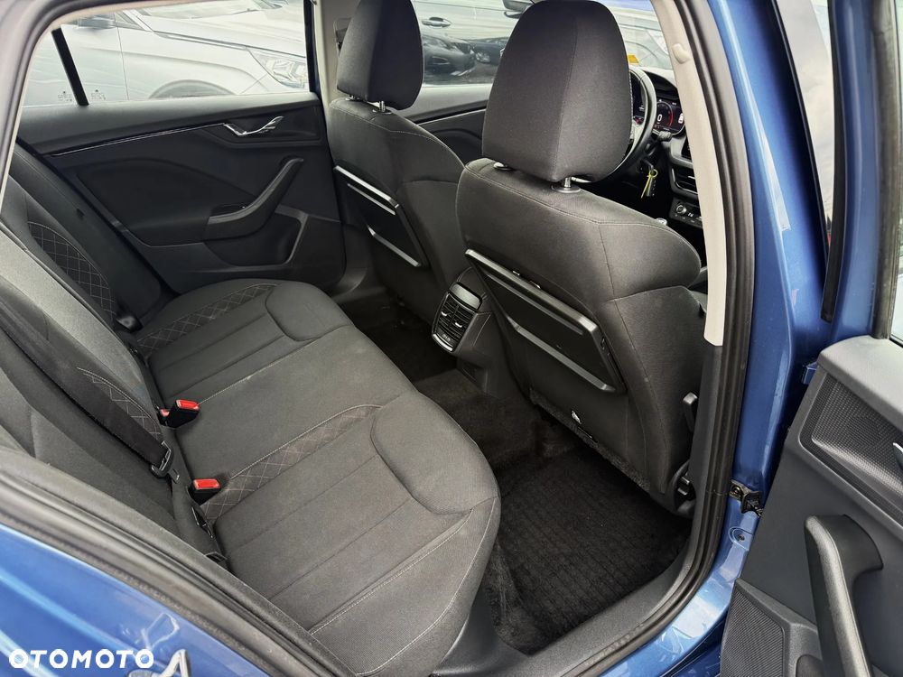 Skoda Kamiq 1.0 TSI Tour - 12