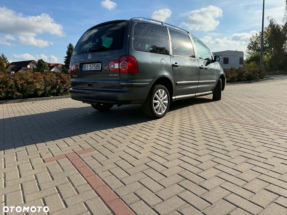Volkswagen Sharan - 14