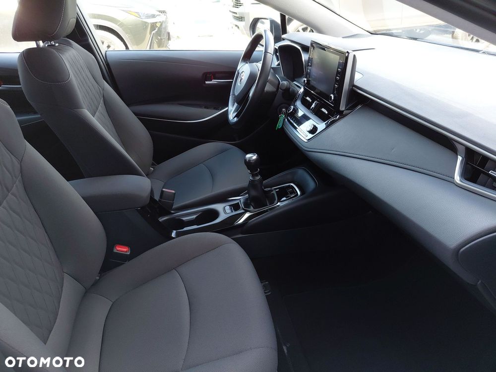 Toyota Corolla - 9