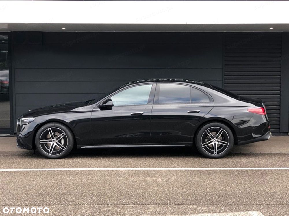 Mercedes-Benz Klasa E 220 d mHEV 4-Matic AMG 9G-Tronic - 3