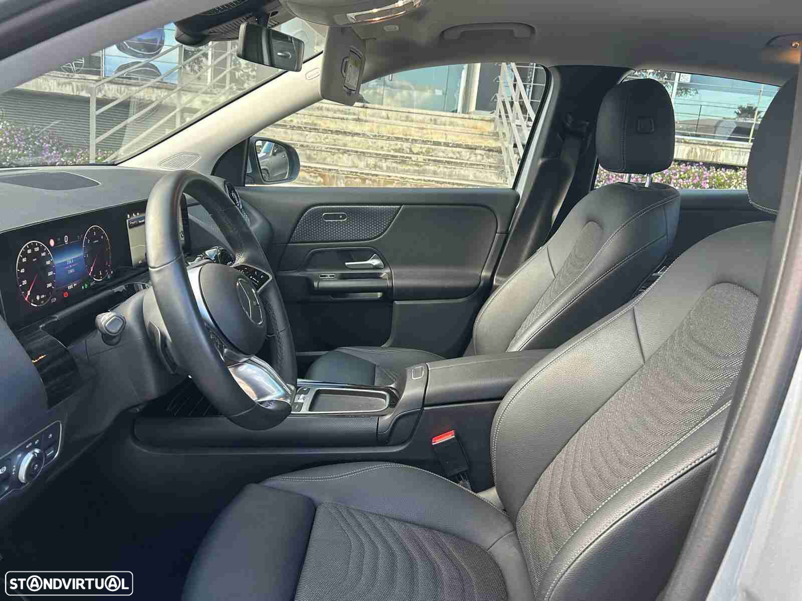 Mercedes-Benz GLA 180 d - 20