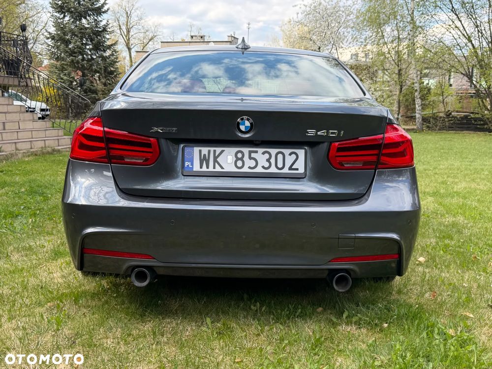 BMW Seria 3 340i xDrive Edition M Sport Shadow - 13