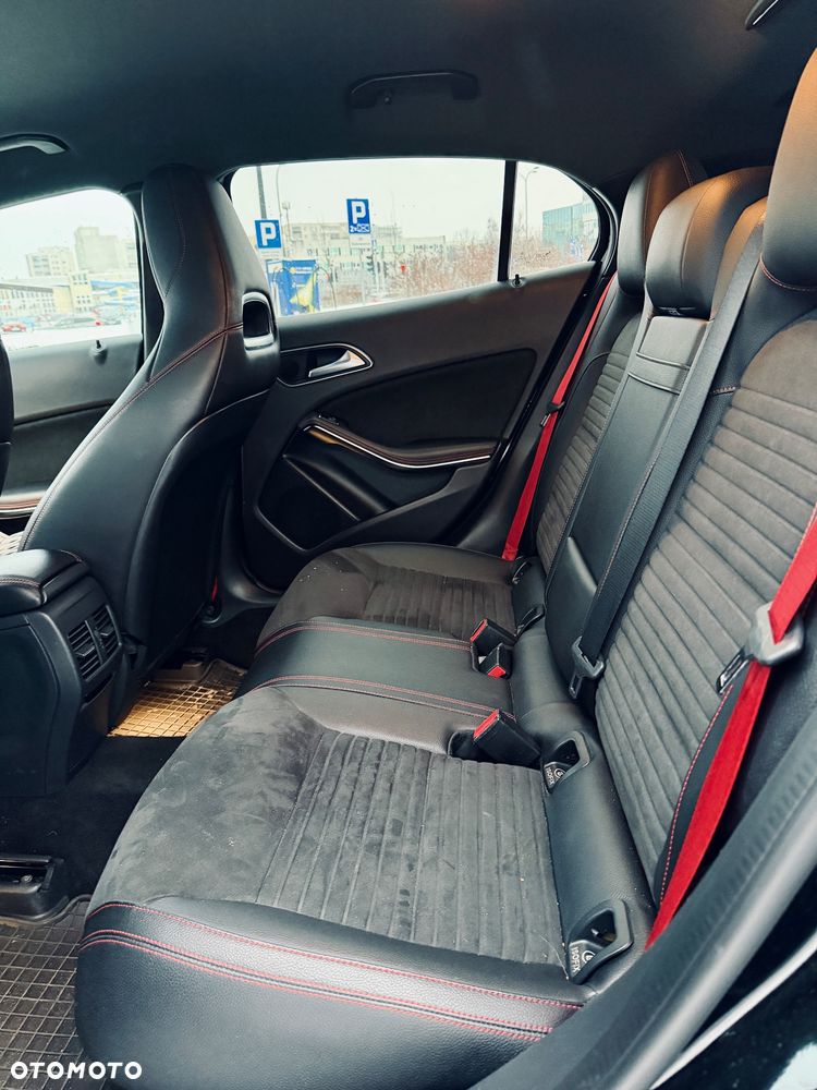 Mercedes-Benz GLA - 5