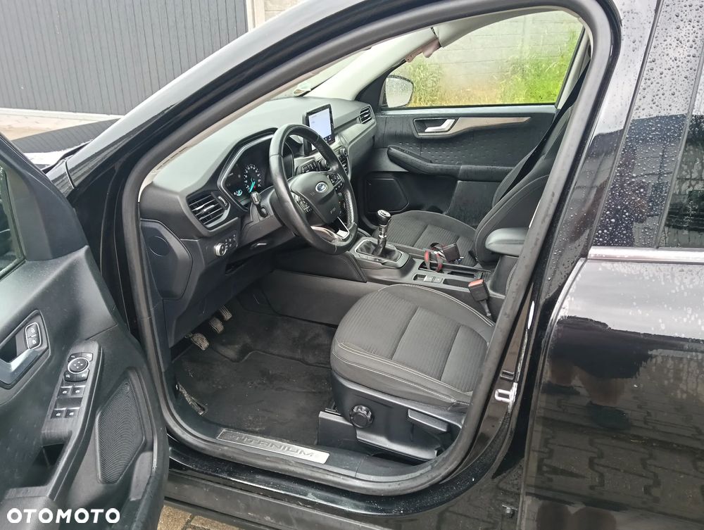 Ford Kuga 2.0 EcoBlue mHEV FWD Titanium - 14