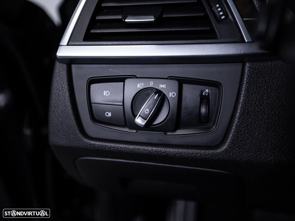 BMW 320 d Line Sport Auto - 19