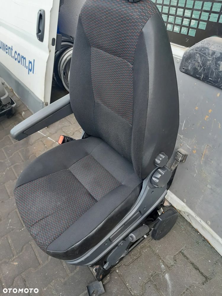 Fotel kierowcy Fiat Ducato 16r - 4