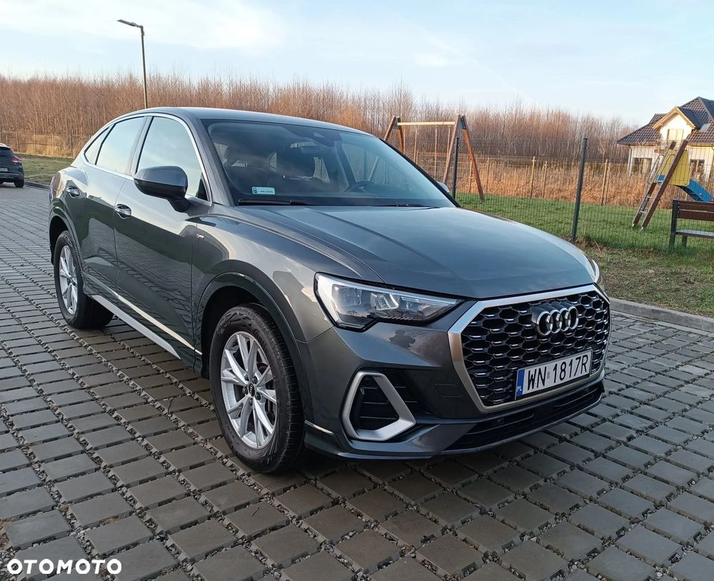 Audi Q3 Sportback - 12