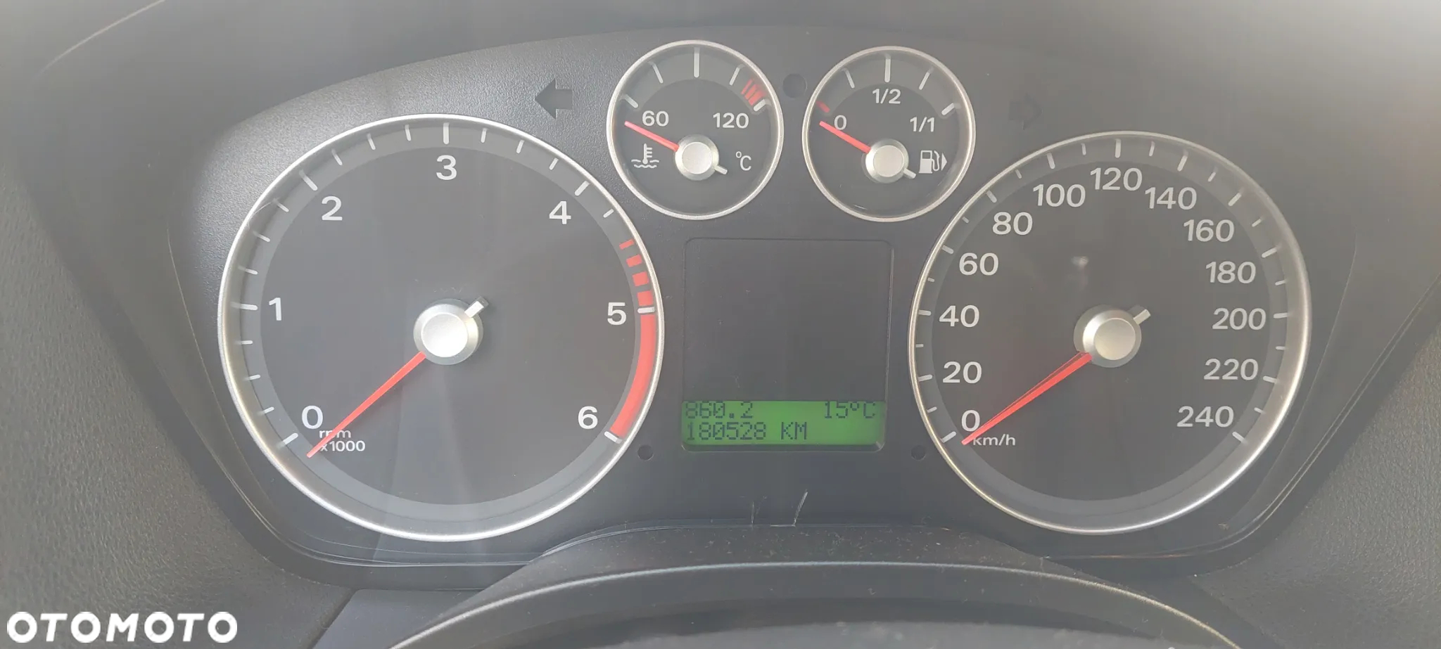 Ford Focus 1.6 TDCi cDPF Ghia - 10