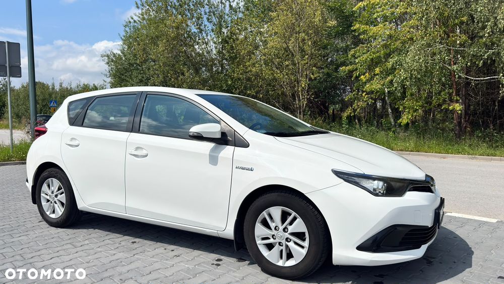 Toyota Auris - 4
