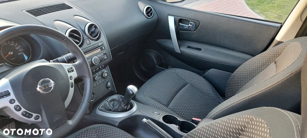 Nissan Qashqai 1.6 acenta - 17