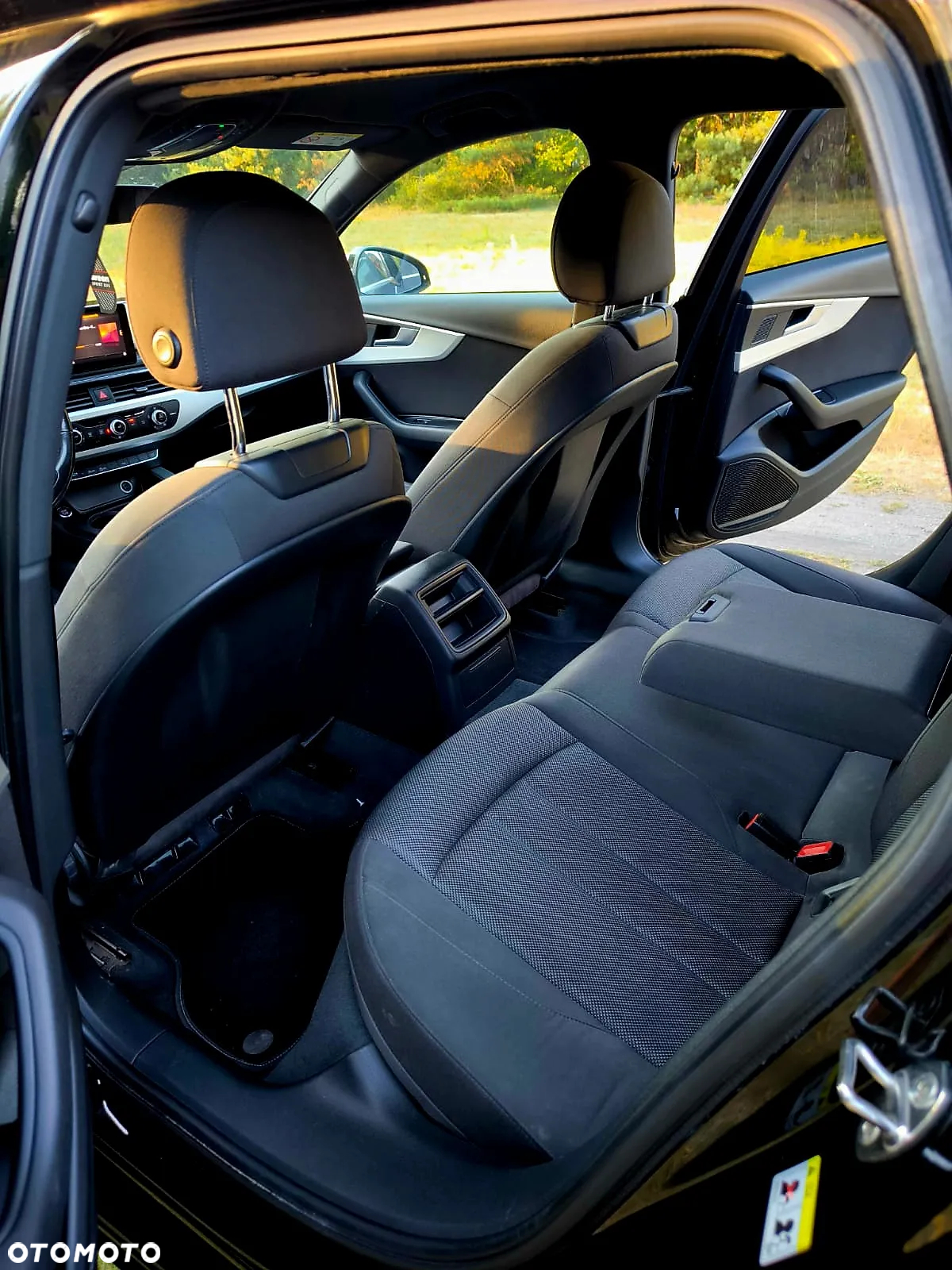 Audi A4 Avant 2.0 TDI S tronic - 4