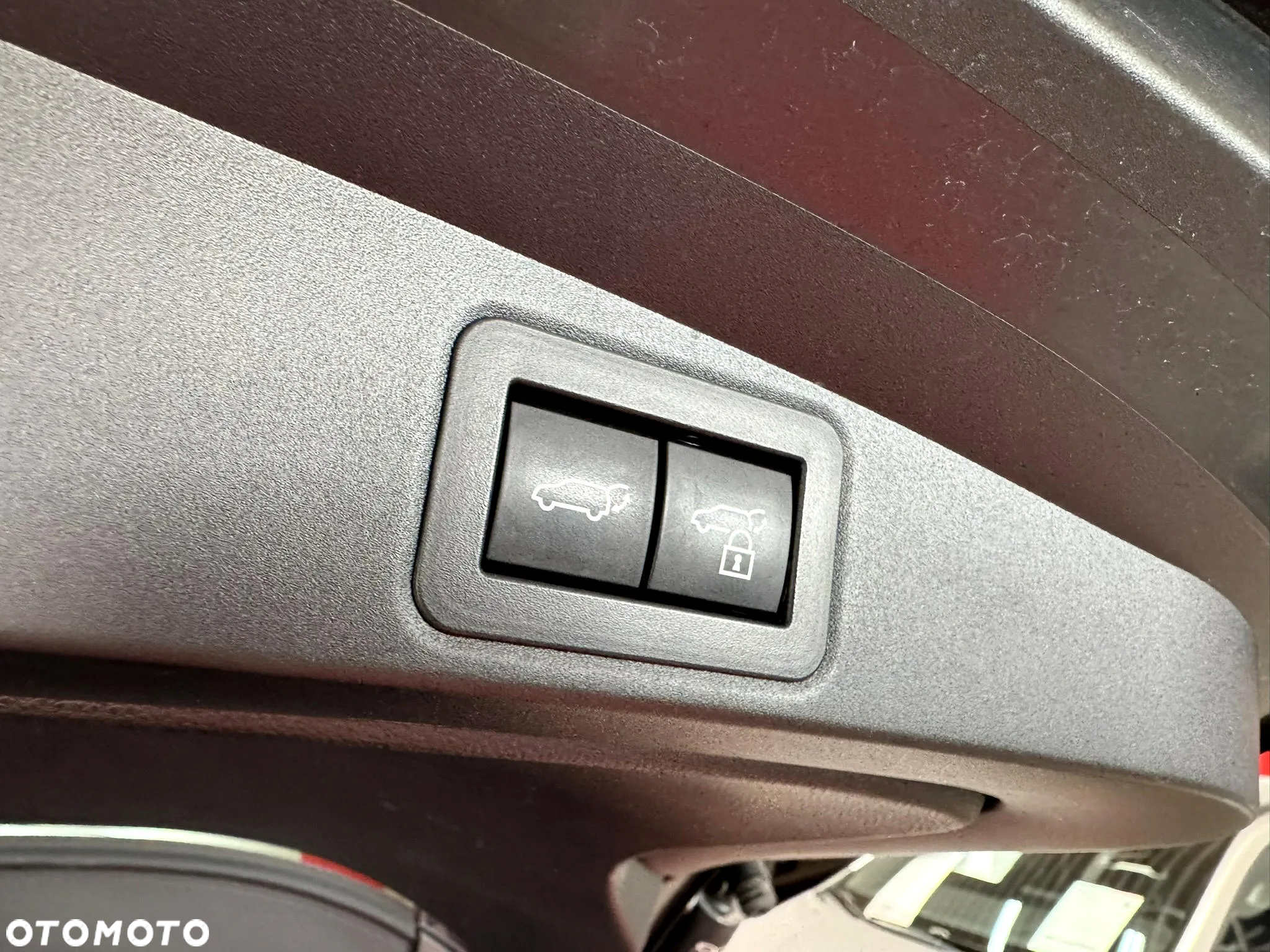 Toyota Corolla 1.8 Hybrid Style - 19