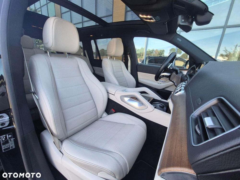 Mercedes-Benz GLS 400 d 4-Matic - 24
