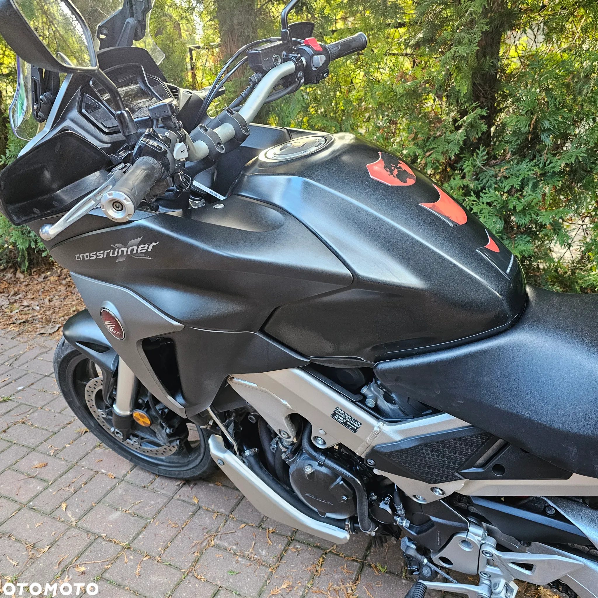 Honda VFR - 13
