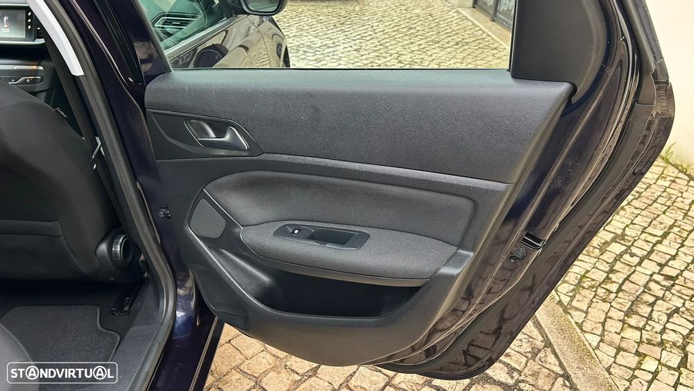 Peugeot 308 SW BlueHDi 120 Stop & Start Active - 23