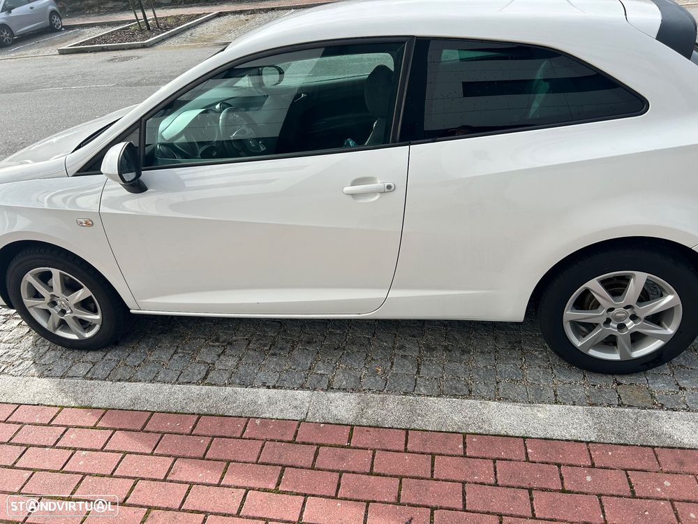 SEAT Ibiza 1.2 TDI Sport DPF - 8