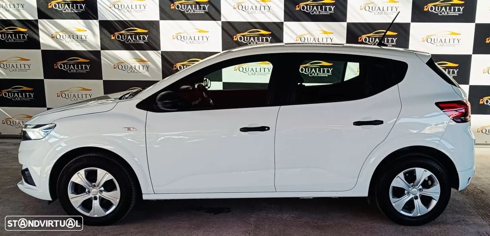 Dacia Sandero - 4