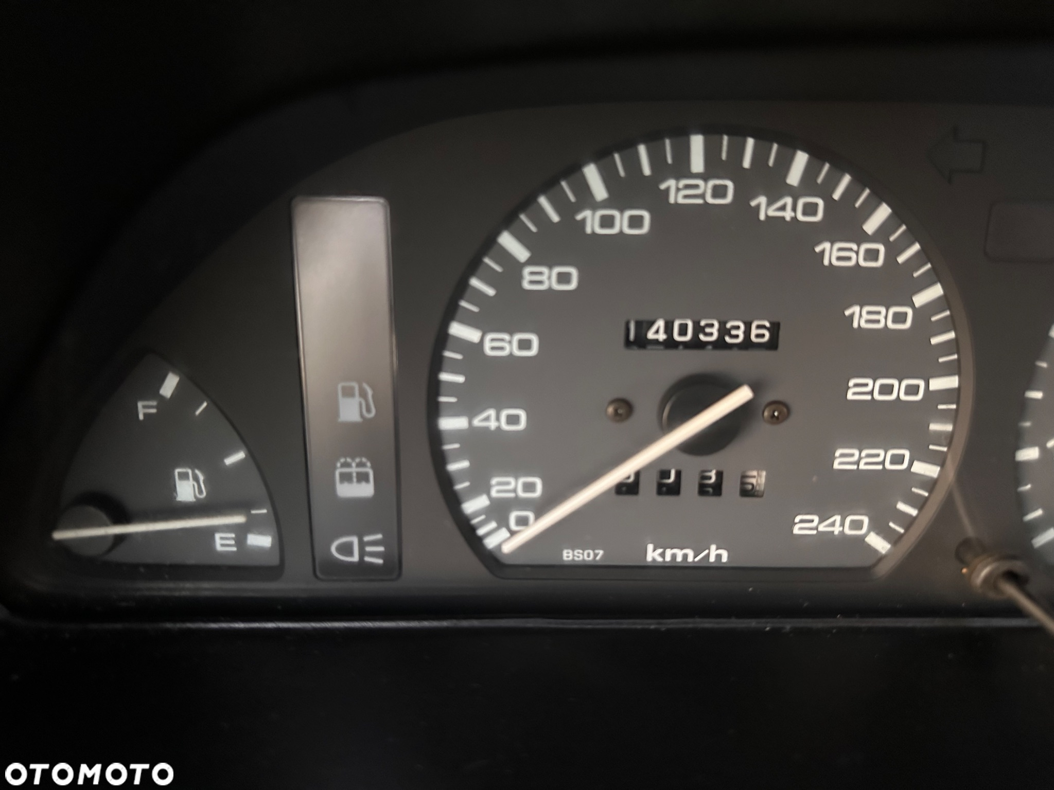 Mazda 323 - 13