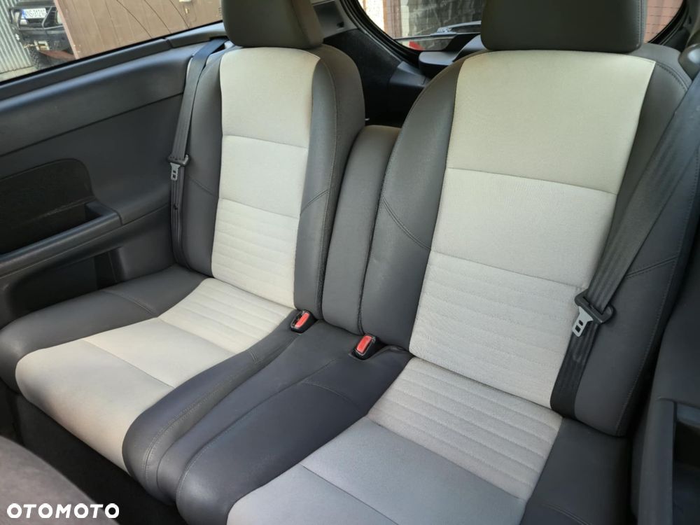 Volvo C30 1.6D DRIVe Momentum - 11