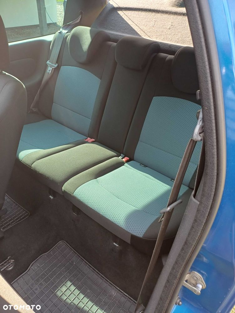 Renault Clio - 7