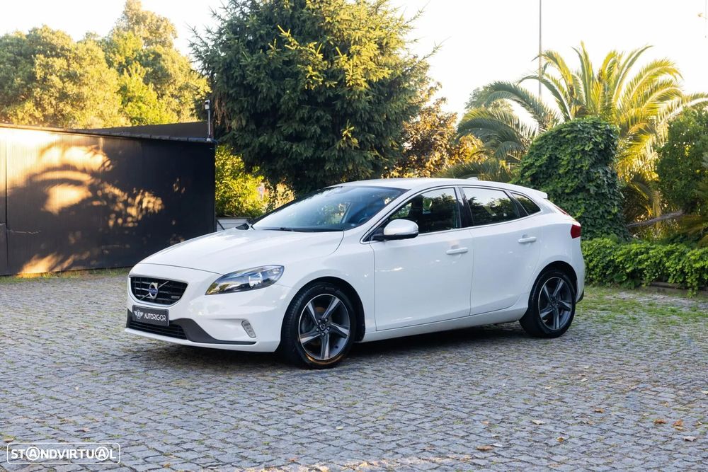 Volvo V40 1.6 D2 R-Design - 3