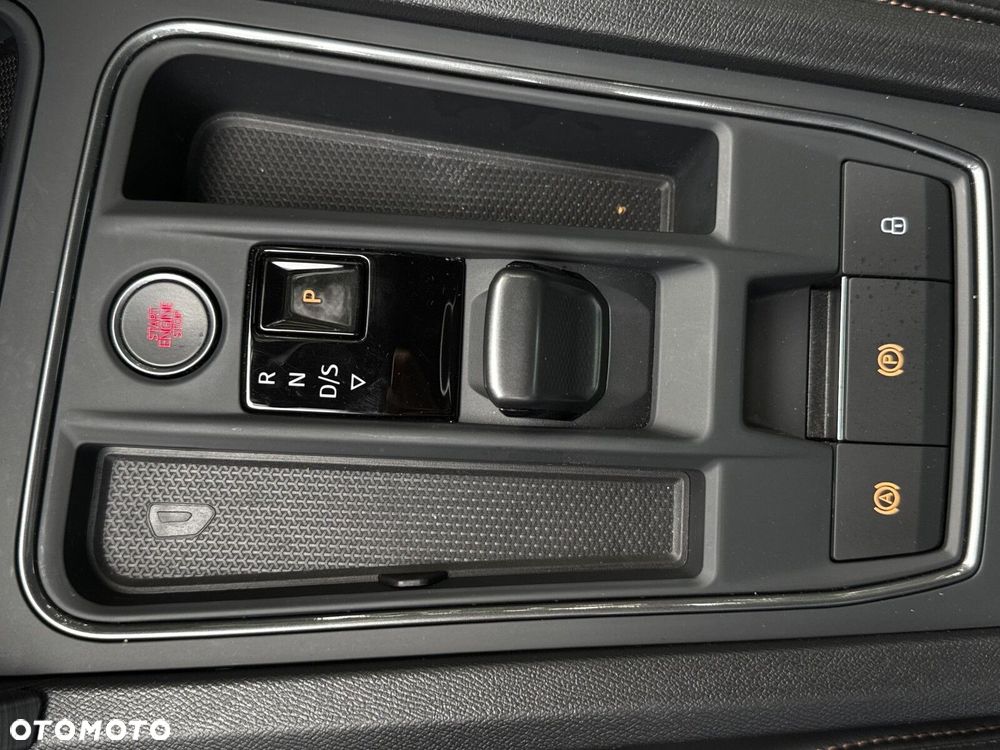 Cupra Leon 1.5 eTSI DSG - 22