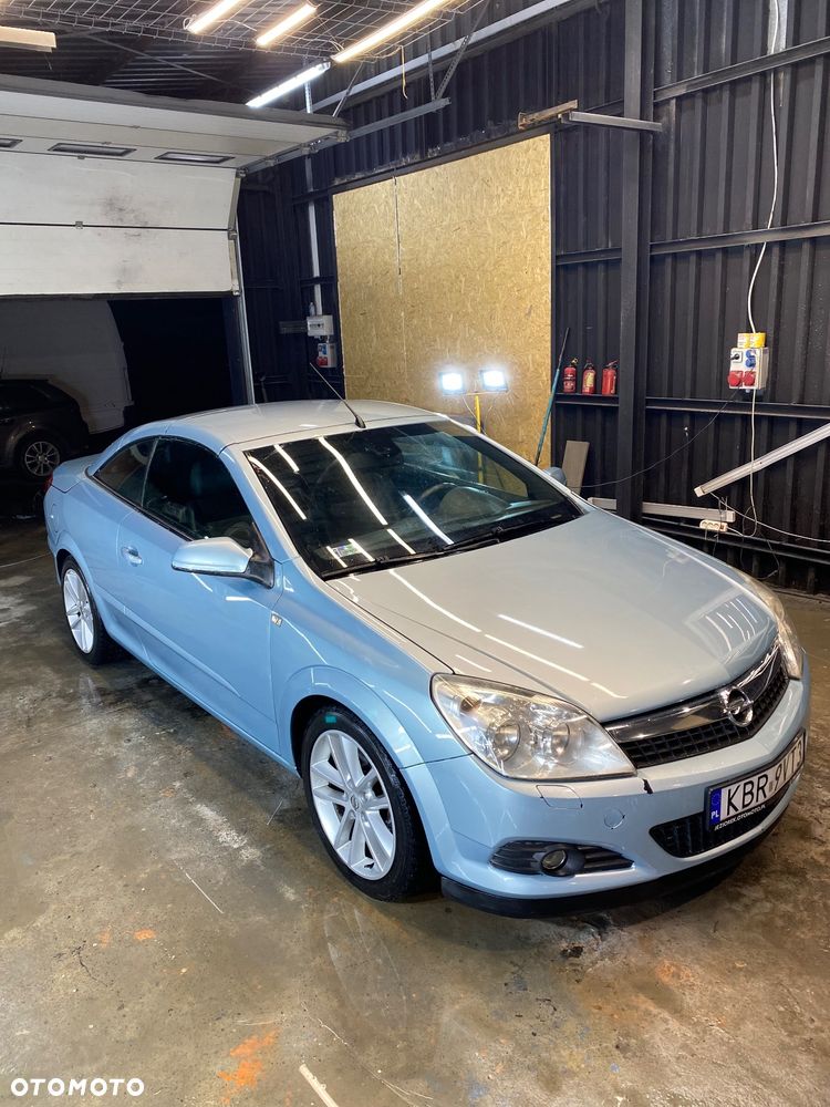 Opel Astra 1.9 CDTI Cosmo - 15