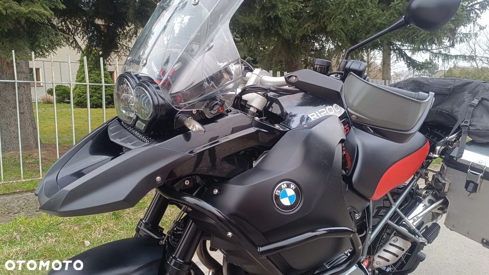 BMW R - 12