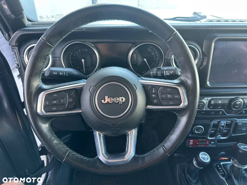 Jeep Wrangler - 37