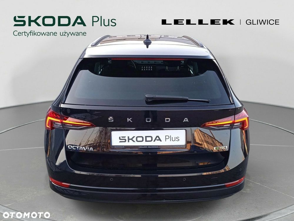 Skoda Octavia - 8