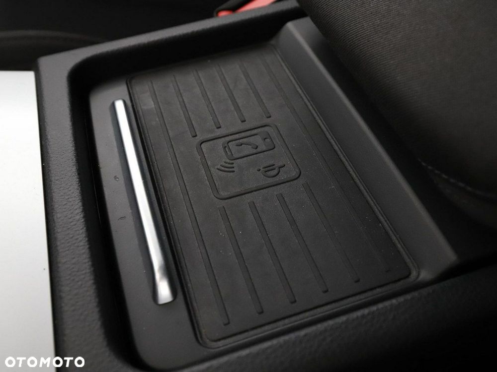 Audi Q5 50 TFSIe quattro S tronic S line - 33
